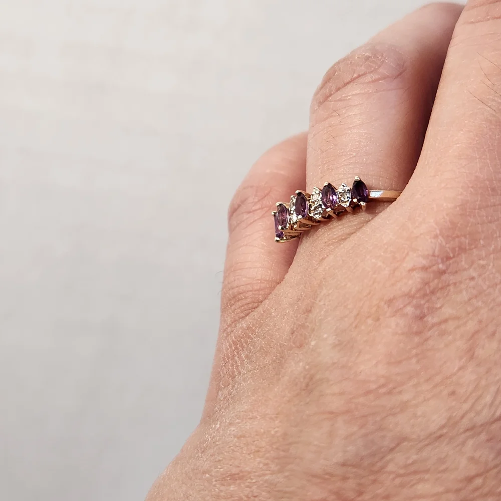 Classic 90s VTG 10K Solid Yellow Gold NATURAL  Amethyst & Diamond Ring Sz 7 - Picture 10 of 16